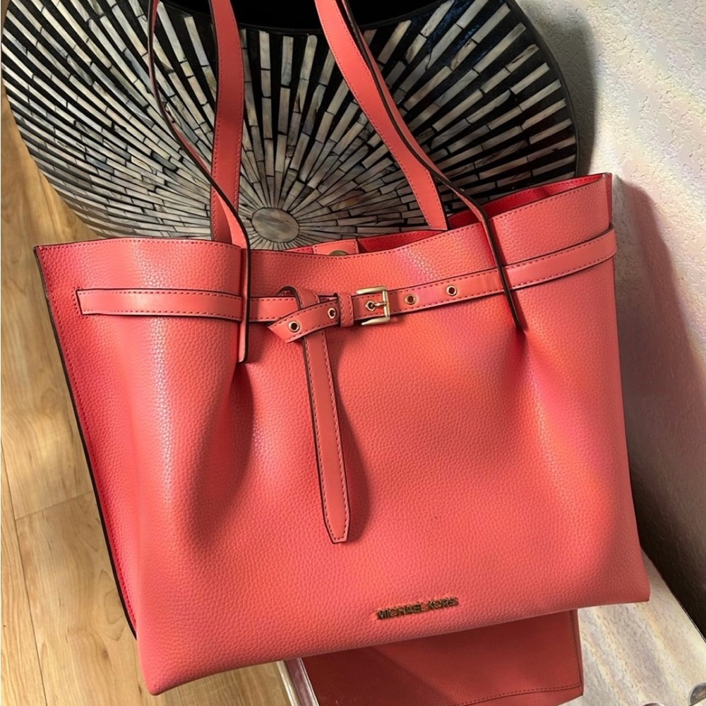 Michael Kors Emilia Large East West Coral Tote Bag